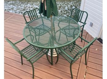 Green Metal Patio Table With 4 Chairs & Umbrella