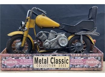 Metal Classic Collection 2002 Motorcycle With Box