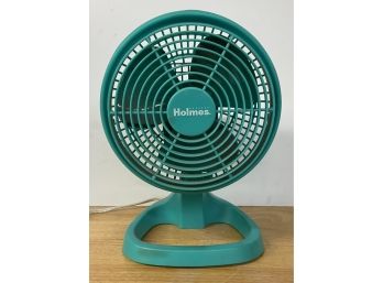 Small Holmes Adjustable Speed Oscillating Fan (works)
