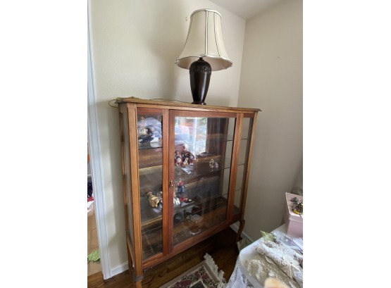 Antique Solid Wood Lighted Curio With Table Lamp