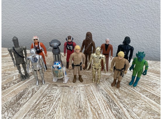 Lot Of 13 Vintage Star Wars Figures