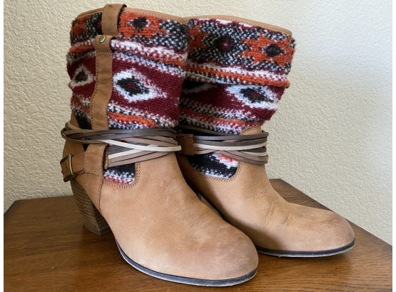 Steven Madden Tapestry Slouchy Ankle Boot Size 9