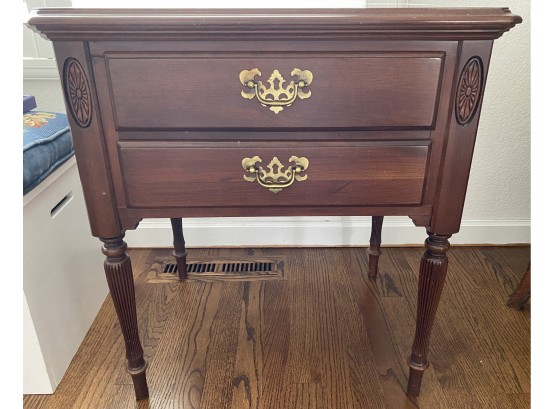 Ethan Allen Side Table With Drawer Storage