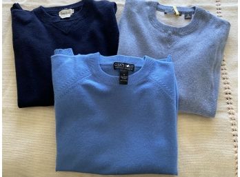 Group Of Three Cashmere Sweaters Including Neiman Marcus Brand In Various Shades Of Blue