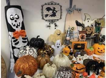 Large 50 Item Collection Of Halloween Decorations