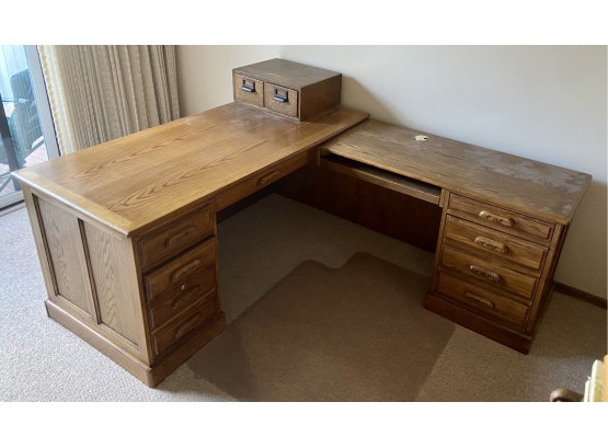 Wood & Vineer Corner Office Desk
