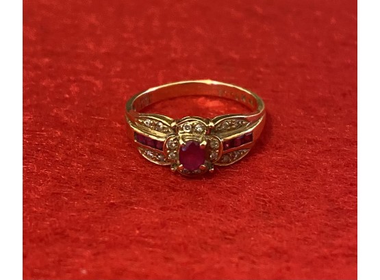 14k Gold And Pink Topaz Ring Size 6
