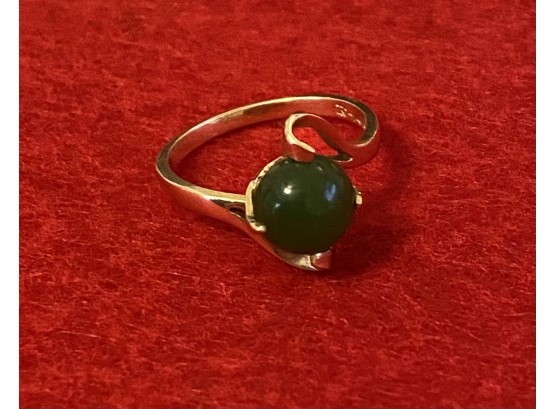 14K Gold And Jade Ring Size 6