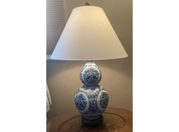 Asian Style Porcelain Lamp On Wooden Base