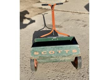 Vintage Scotts Fertilizer Model 35-A