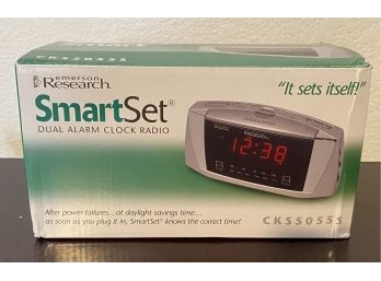 Emerson Research Smart Set Alarm Clock