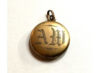Vintage Gold Tone Locket Engraved AW With Photo Inside