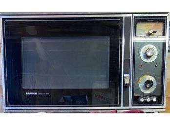 Vintage Tappan Microwave Oven