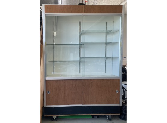 Berg Company, Inc. Rolling Display Cabinet