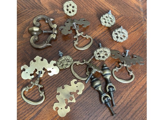 Lot Of Miscellaneous Vintage Hardware