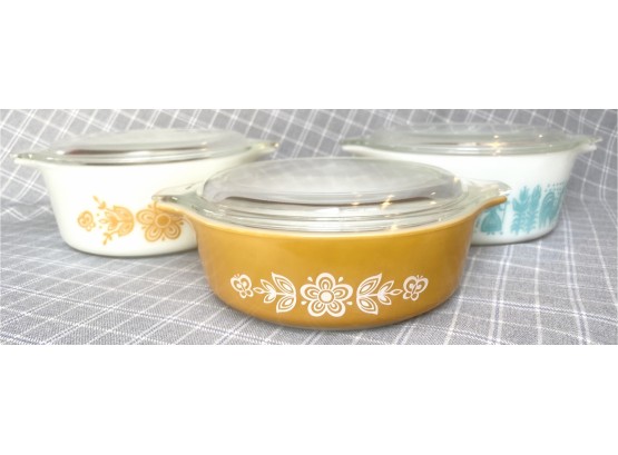 Three Vintage Pyrex Dishes With Lids