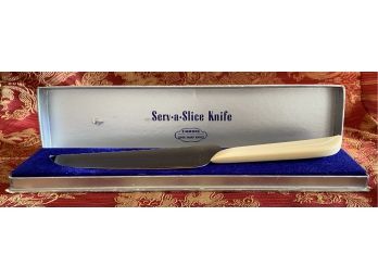 Simmons Serve-A-Slice Knife In Original Box