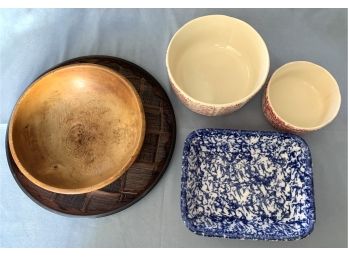 Kitchen Trays And Bowls