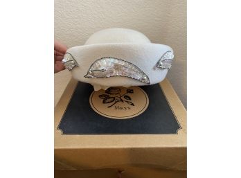 Beautiful Vintage Felted Wool Hat With Dimensional Sequin Appliques In Original Macys Box