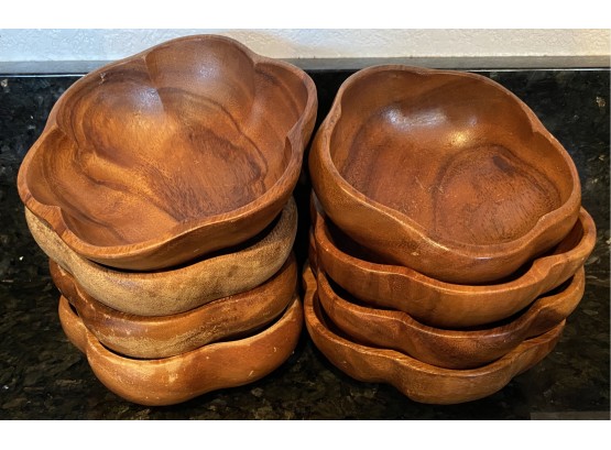 8 Wooden Bowls