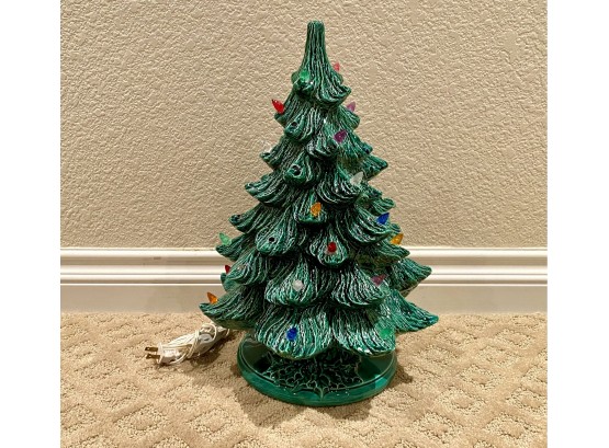 Vintage Green Ceramic Christmas Tree With Light Up Bulbs (tested, Works)