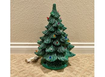 Vintage Green Ceramic Christmas Tree With Light Up Bulbs (tested, Works)
