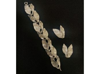 Mossell Earrings And Bracelet Set
