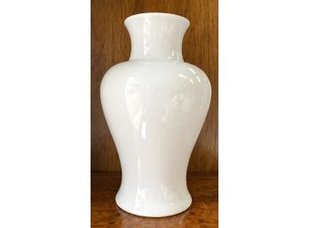 Beautiful Haeger American Made White Vase