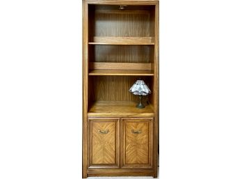 75' Tall Large Lighted 3-Shelf Cabinet With 2-Door Cabinet