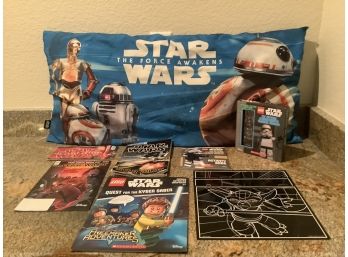 Star Wars Collection Including Droid Pillow