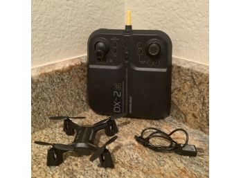 Smarter Image DX-2 Quad-Copter With Controller And Charging Cable