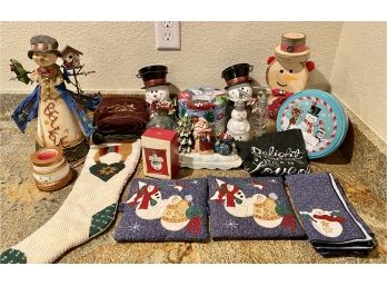 Lot Of Christmas Decorations (1)