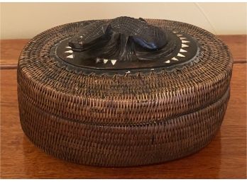 Vintage Indonesian Hand Woven Basket- Raised Wood Carved Alligator W/ Mother Of Pearl Inlay