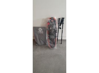BRAND NEW! Yukon Charlie's 825 Snowshoes With Trekking Poles