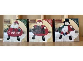 Lot Of Roly Poly Christmas Decor