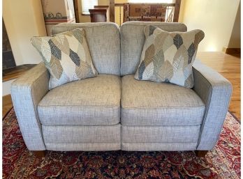 Lazy Boy Electric Recliner Loveseat With 2 Decorative Cushions - LIKE NEW!