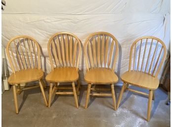 Lot Of 4 Dining Table Chairs