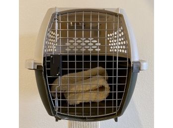 Small Pet Carrier Petmate Kennel Cab