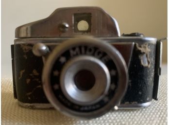 Midge Miniature Camera As Is