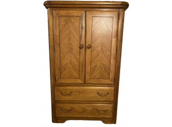 Great Solid Wood Dressing Cabinet/armoir With Sliding Drawers And Magnetic Closure