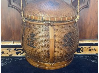 Beautiful Chinese Woven Basket With Long Handles And Prosperity Characters