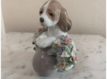SO SWEET! Lladro 'Take Me Home' Spaniel Standing Over Spring Flowers
