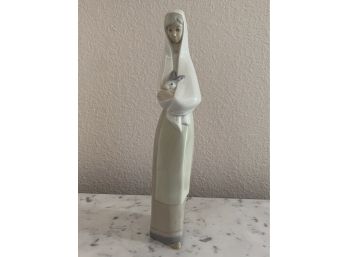 Lovely Porcelain Lladro Like Statue Of Woman Holding Rabbit