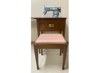 Standard Model Z Super Zig Zag Sewing Machine With Wood Cabinet And Stool