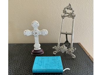 Holly Holiday Ceramic Cross And Bible With Stand