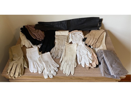 Large Collection Of Vintage Womens Gloves And Pair Of Vintage Nylons