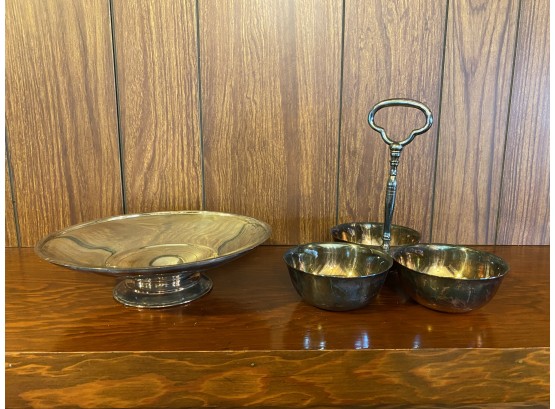 Oneida Silver Plated Pedestal Bowl And Three Dip Server