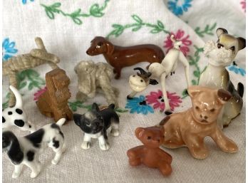 So Cute! Great Collection Of Ultra Tiny Miniature Animals Including Dogs, Cows, Rabbits And Bears!