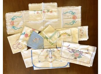 Collection Of Vintage Linens Table Runners Tea Towels