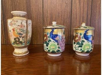 Antique Chinese Small Containers With Lids And Bud Vase